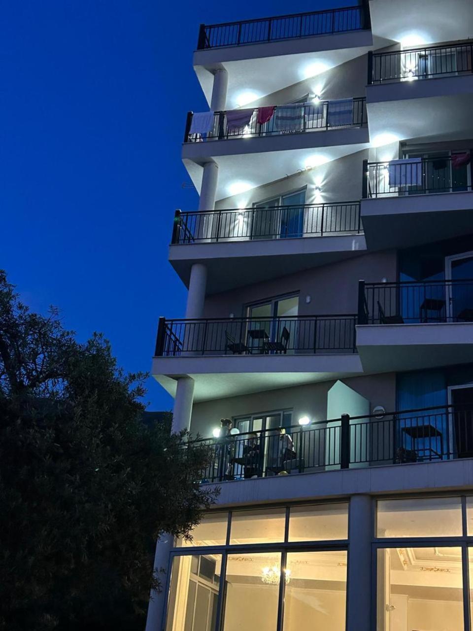 Hotel Borshi Exterior foto