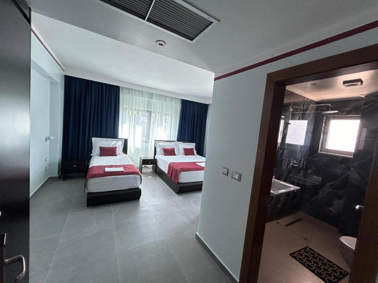 Hotel Borshi Exterior foto